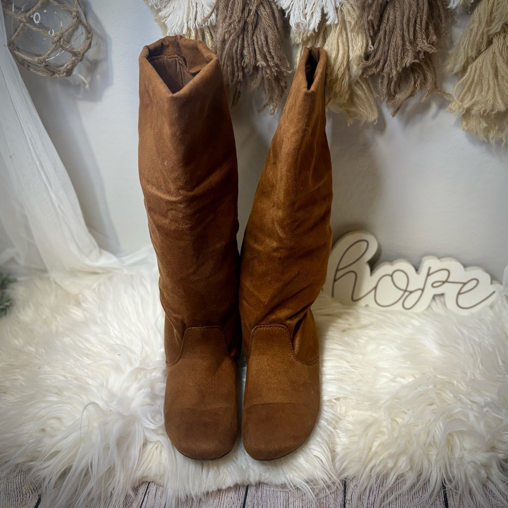 Brown Suede Women's Boots